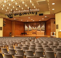 Wollongong Town Hall - C Tourism