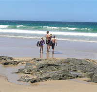 Shellharbour Beach - C Tourism