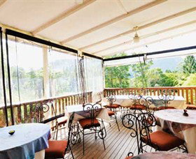 Blue Knob Hall Gallery And Cafe - C Tourism 3