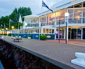 DAlbora Marinas Nelson Bay - C Tourism 3