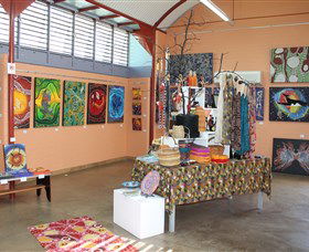 Dunghutti Ngaku Aboriginal Art Gallery - C Tourism 0