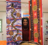Apma Creations Aboriginal Art Gallery and Gift shop - C Tourism