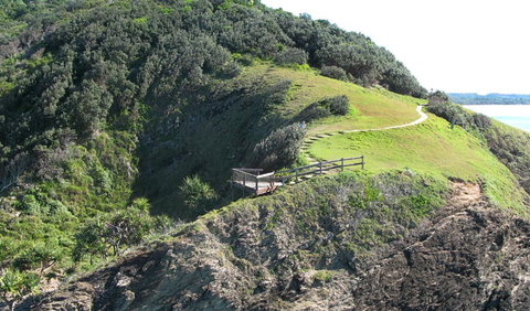 Three Sisters Walking Track - C Tourism 2