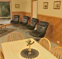 Riverside Retreat - C Tourism