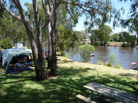 BIG4 Deniliquin Holiday Park - C Tourism 18