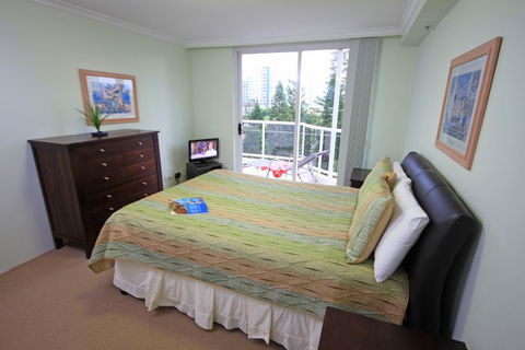 Oscar On Main - C Tourism 7