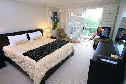 Oscar On Main - C Tourism 9