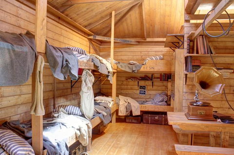 Mawson's Huts Replica Museum - C Tourism 6