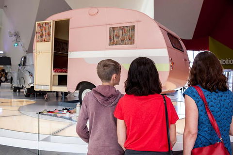 Ultimate Museum Experience | Dine + Tour + Shop (1pm Daily) - C Tourism 1
