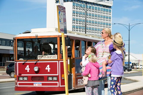 Fremantle Hop-On Hop-Off Tram Tour - C Tourism 3