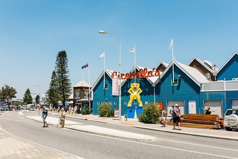 Fremantle Hop-On Hop-Off Tram Tour - C Tourism 8