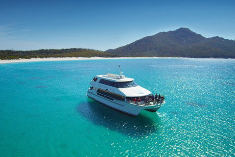 Wineglass Bay Cruise From Coles Bay - C Tourism 1