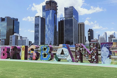 Brisbane City Essentials Walking Tour - C Tourism 3