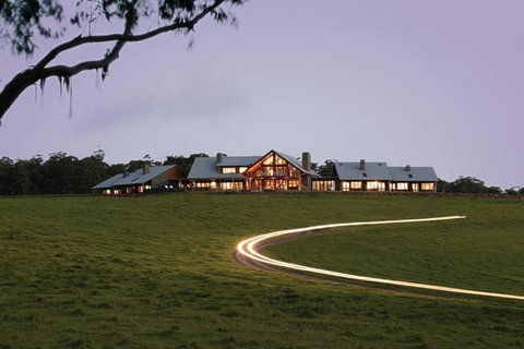 Helicopter Tour - Spicers Peak Lodge - C Tourism 5