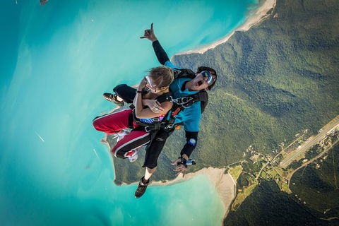 Airlie Beach Tandem Skydive - C Tourism 6