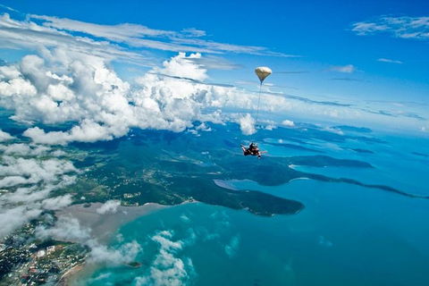Airlie Beach Tandem Skydive - C Tourism 5