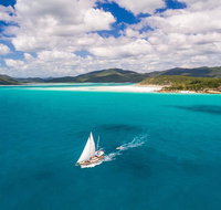 2-Day Whitsundays Sailing Adventure Summertime - C Tourism