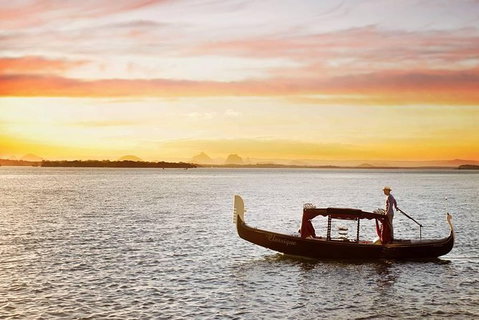 Bribie Island Boat And 4x4 Beach Tour - C Tourism 3