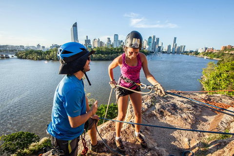 Brisbane Sunset Abseil - C Tourism 2