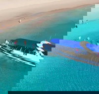 Whitehaven Beach Day Tour with Snorkel in Whitsundays Island - C Tourism