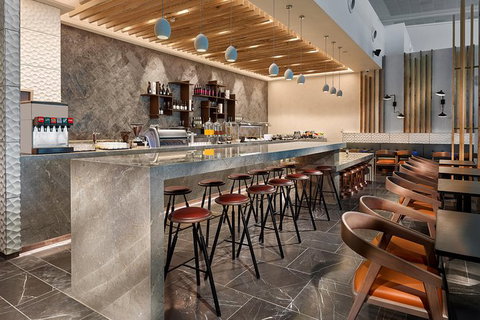 Brisbane Airport International Departure Plaza Premium Lounge - C Tourism 0