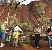 Full Uluru Base Walk at Sunrise Including breakfast - C Tourism