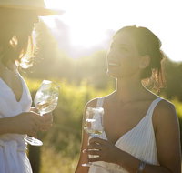 Hunter Valley Wine Tour from Sydney with Lunch and 3 Cellar Door Tastings - C Tourism