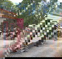 Leongatha - C Tourism