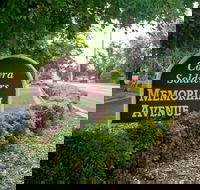 Memorial Avenue in Cowra - C Tourism