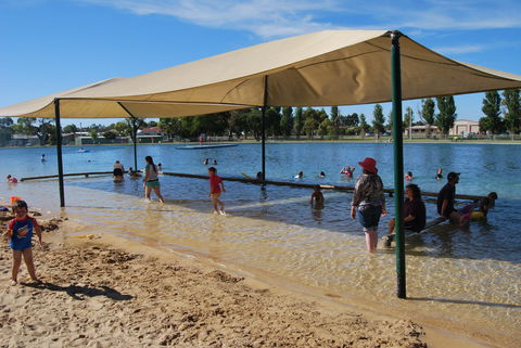 Millicent Swimming Lake - C Tourism 2