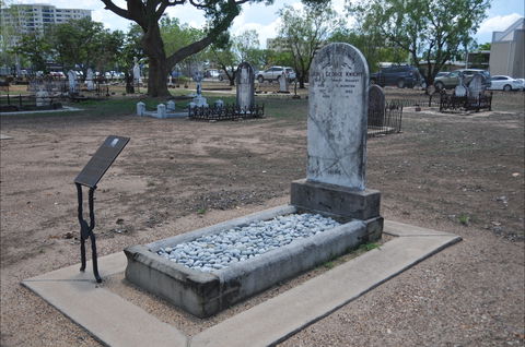 Palmerston Cemetery - C Tourism 1