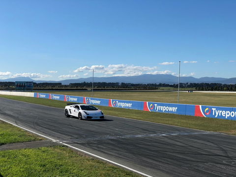 Performance Driving Australia -  Supercar Experience - C Tourism 1
