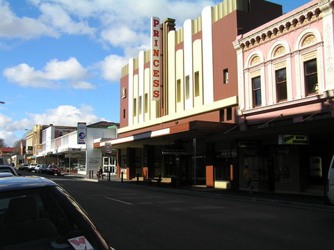 Princess Theatre & Earl Arts Centre - C Tourism 1