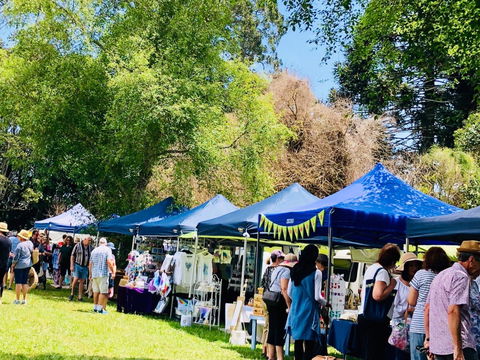 Tamborine Mountain State School Markets - C Tourism 2