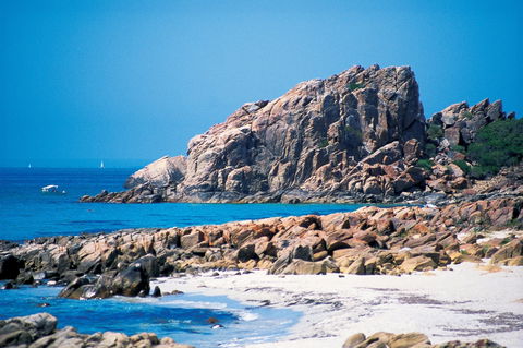 Castle Bay - C Tourism 2