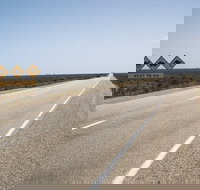 Eyre Highway - C Tourism