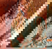 Ghanda Clothing - C Tourism