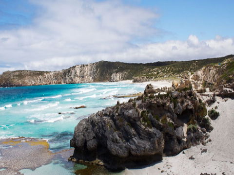 King George Beach - C Tourism 0