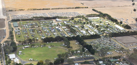 Yakka Park - C Tourism 0