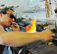 Alan Ussher Glassblowing Studio - C Tourism