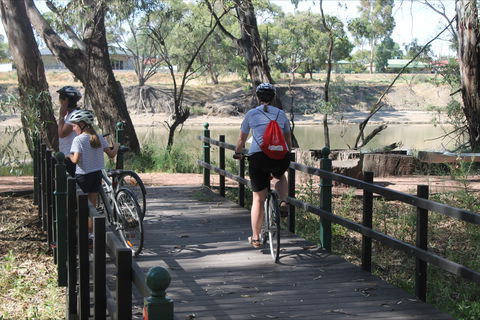Bidgee Riverside Trail  - Hay Nature Walk - C Tourism 0