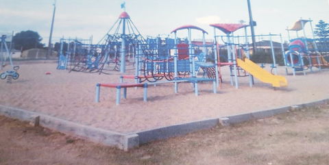 Edithburgh Playground - C Tourism 0