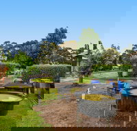 Fossicker Caravan Park Fossicking Park - C Tourism