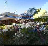 Hoover House - C Tourism