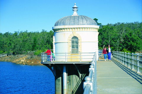 Mundaring Weir - C Tourism 1