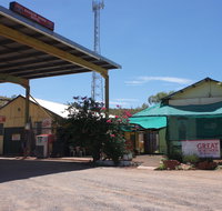 Barrow Creek Hotel - C Tourism