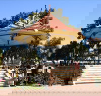 Gladstone Square - C Tourism