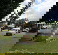 Miriam Vale War Memorial - C Tourism