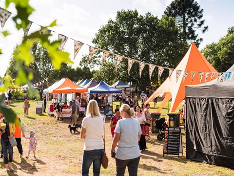 Warragul Farmers Market - C Tourism 0
