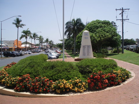 Yeppoon War Memorial - C Tourism 0